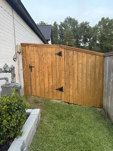 Wooden gate after WOLF restoration and stain